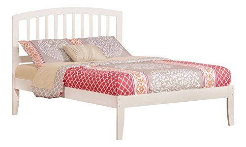 Atlantic Furniture Richmond Full Traditional Bed in White